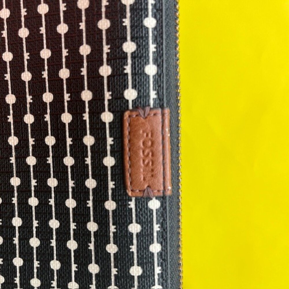 Fossil Keyper Coated Canvas Wristlet Wallet, Navy… - image 3